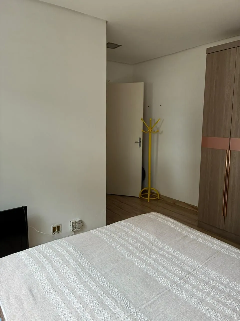 Imagem EXCELENTE APARTAMENTO TÉRREO NO CONDOMÍNIO VILLA VENETO - VIAMÃO/RS