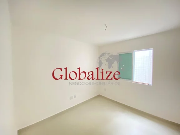 Imagem CASA SOBREPOSTA COM 4 QUARTOS,SENDO 2 SUÍTES,5 BANHEIROS,2,VAGAS NO BAIRRO DO CAMPO GRANDE EM SANTOS POR R$1.550.000,00