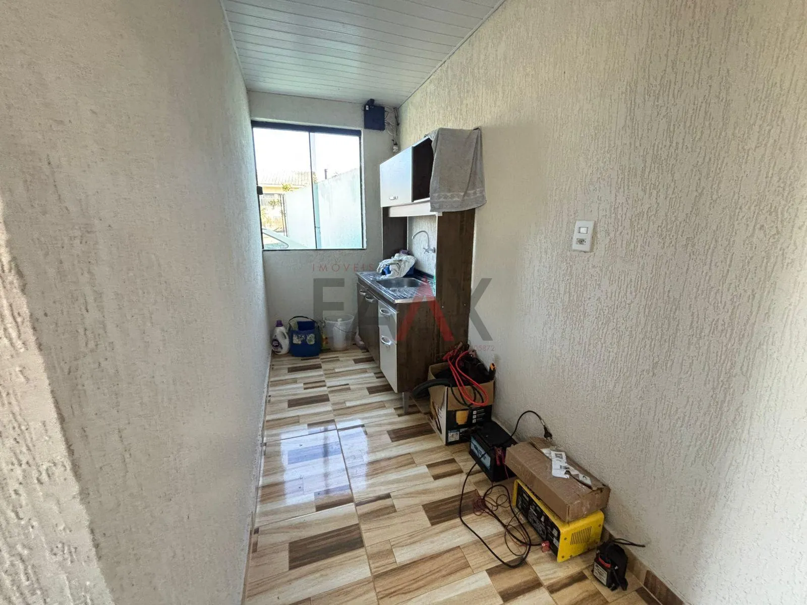 Imagem Sala Comercial Ideal para Garagem de Veículos no Conradinho