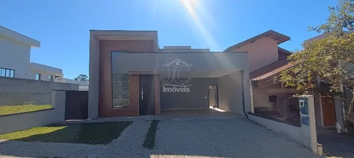 Imagem Casa com 3 suítes à venda no Condomínio Vita Verdi em Valinhos