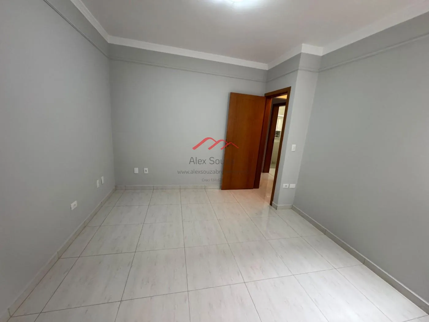 Imagem Casa para Venda em Indaiatuba, Jardim Paulista I, 3 dormitórios, 1 suíte, 2 banheiros, 2 vagas