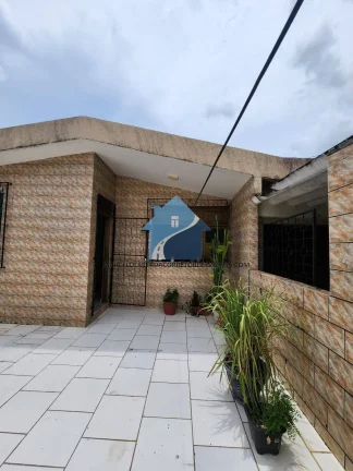 Imagem CASA NO CONJUNTO MANAUENSE - NOSSA SENHORA DAS GRAÇAS
