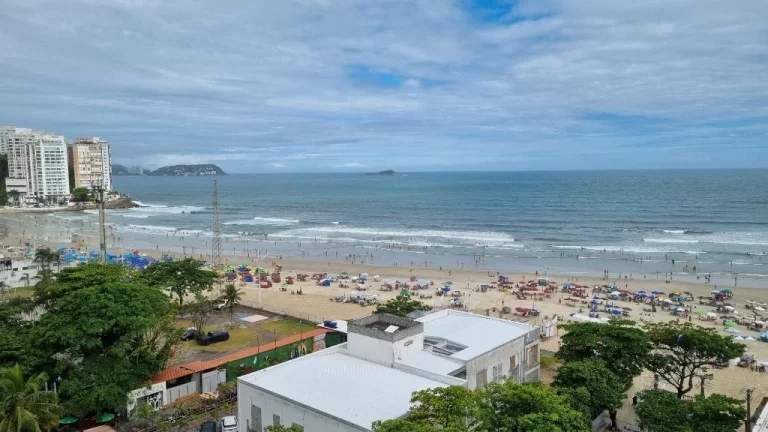 Imagem Apartamento com 3 dormitórios à venda, 210 m² - Pitangueiras - Guarujá/SP