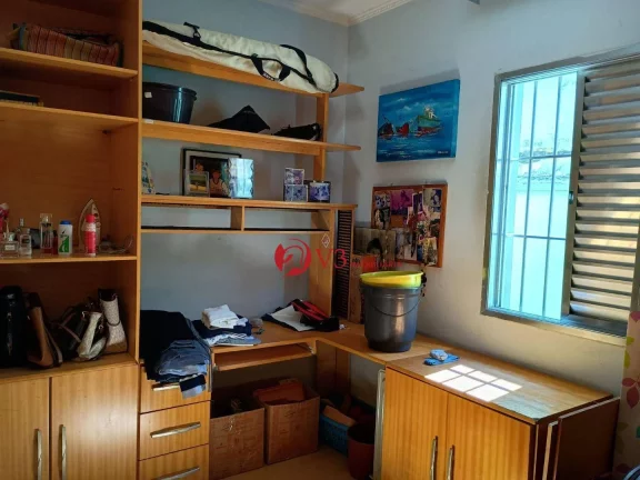 Imagem Vende-se casa próximo ao Metrô Patriarca, com 390 metros quadrados, 4 dormitórios à venda, por R$ 1.500.000 - Cidade Patriarca - São Paulo/SP