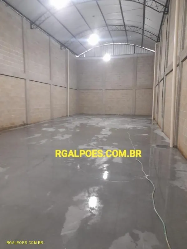 Imagem Galpão para Locação em BELFORD ROXO, LOTE XV, 2 banheiros