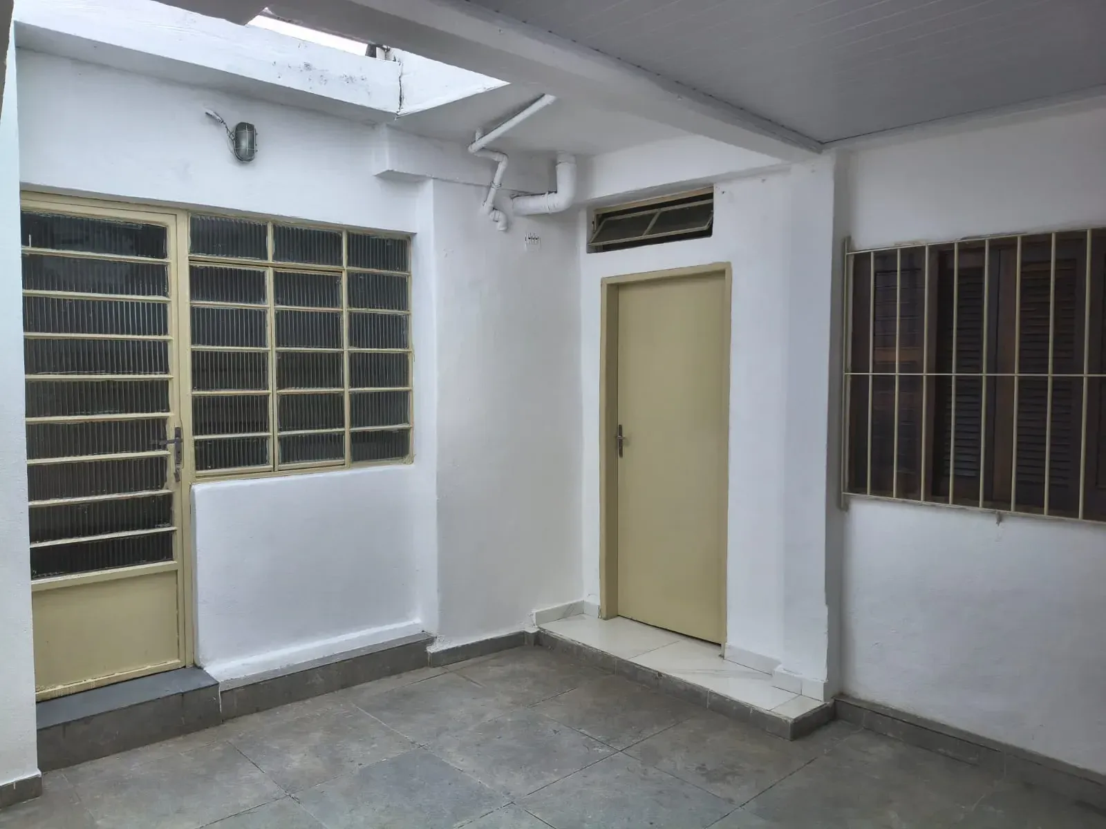 Imagem Casa com 2 Quartos à Venda ou Locação, 80 m² em Vila Gumercindo - São Paulo