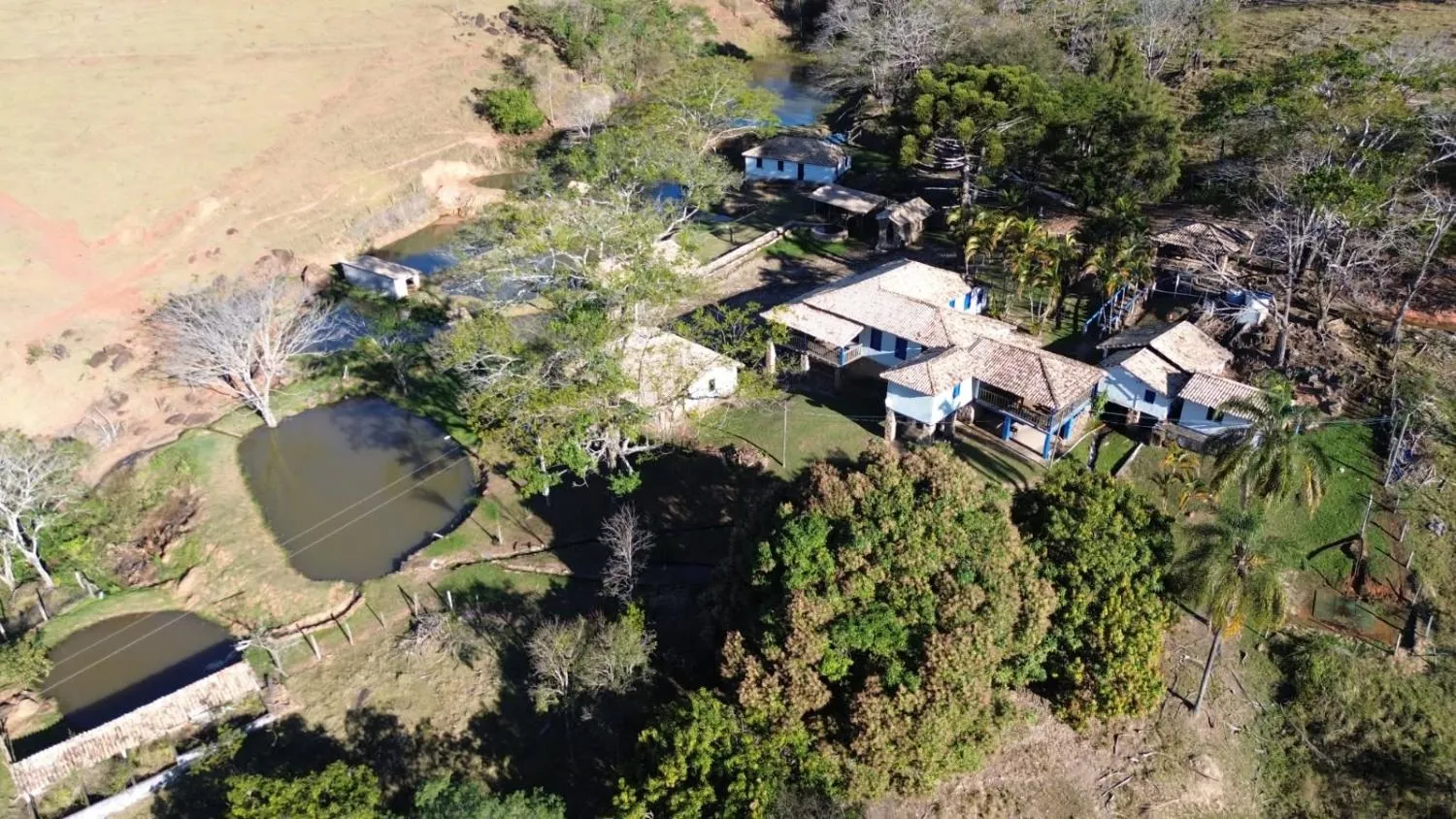 Imagem Excelente fazendinha à venda em Carmópolis de Minas, com área total de 54 HECTARES