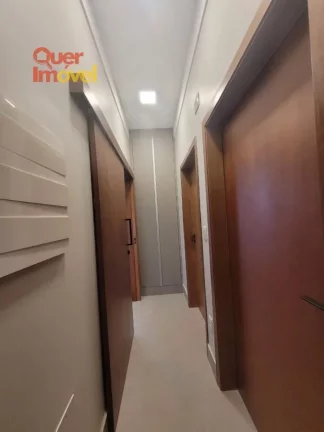Imagem Casa em condomínio de luxo no Quinta da Primavera, Ribeirão Preto-SP 3 quartos, 3 suítes, 2 salas, 4 banheiros, 4 vagas 155 m² Visite agora! Quer Imóvel Negócios Imobiliários.