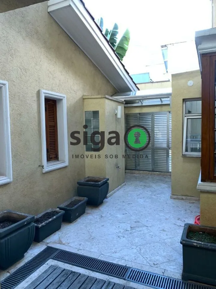 Imagem Casa Sobrado á Venda - 300 m², 3 suítes, 2 vagas no Jardim Paulistano !