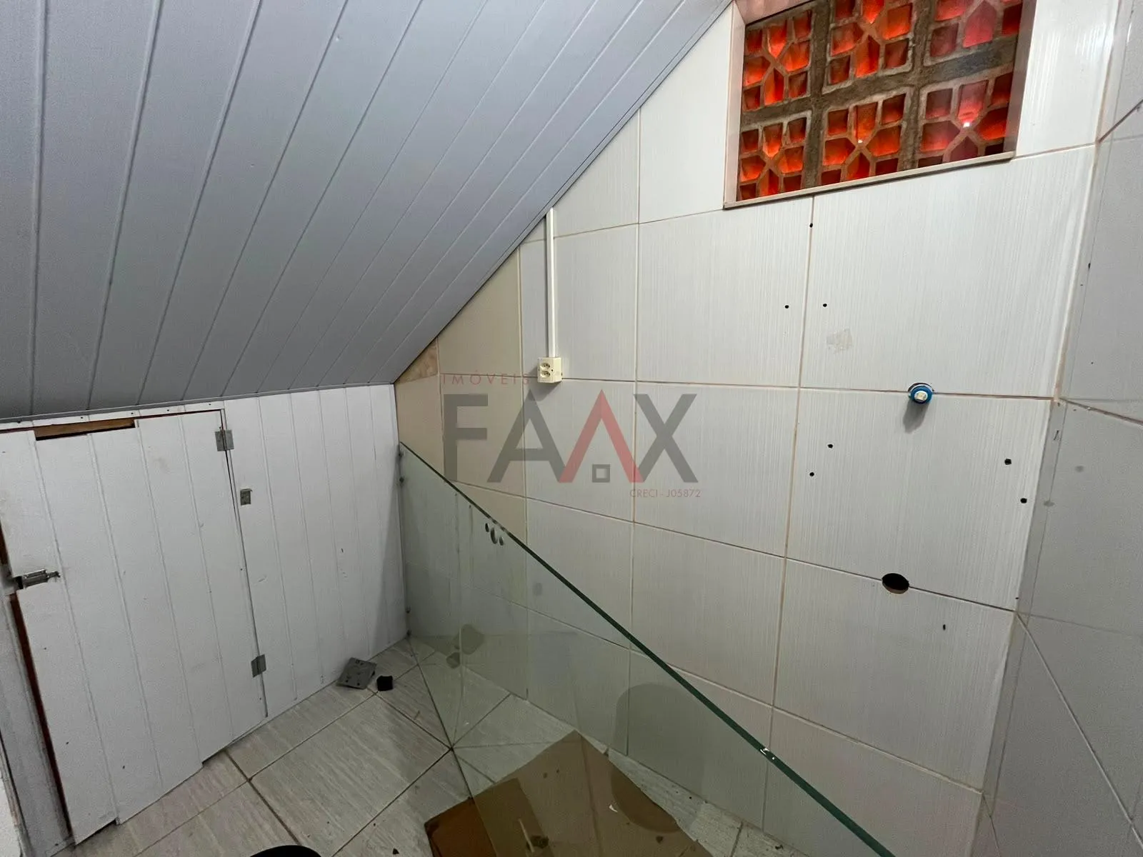 Imagem Sala Comercial 65m² na Santa Cruz com Estacionamento Próximo a Faculdades