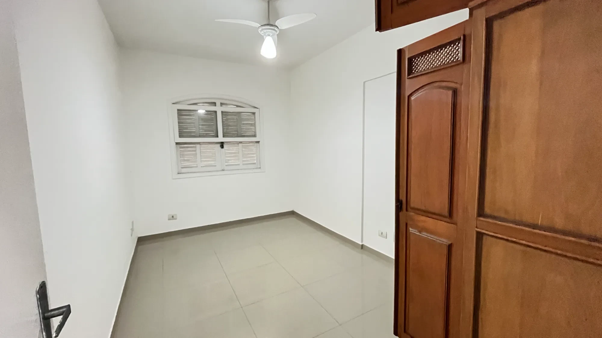 Imagem Apartamento com 2 Quartos à Venda, 71 metros em Ponta da Praia - Santos
