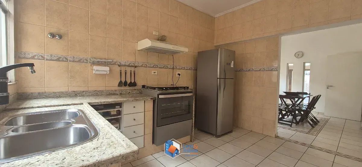 Imagem Casa para venda em Aclimação com 4 quartos, sendo 1 suíte, 215m²