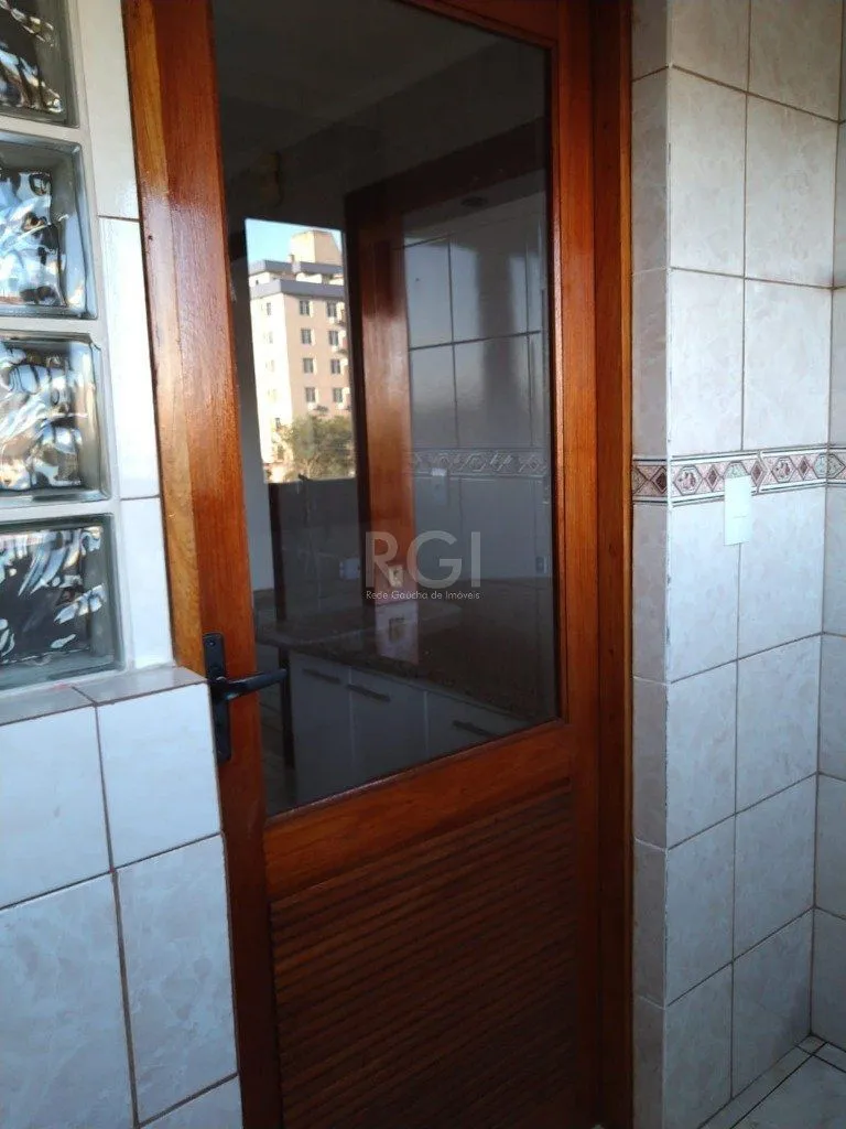 Imagem Apartamento para Venda - 75m², 3 dormitórios, Sarandi
