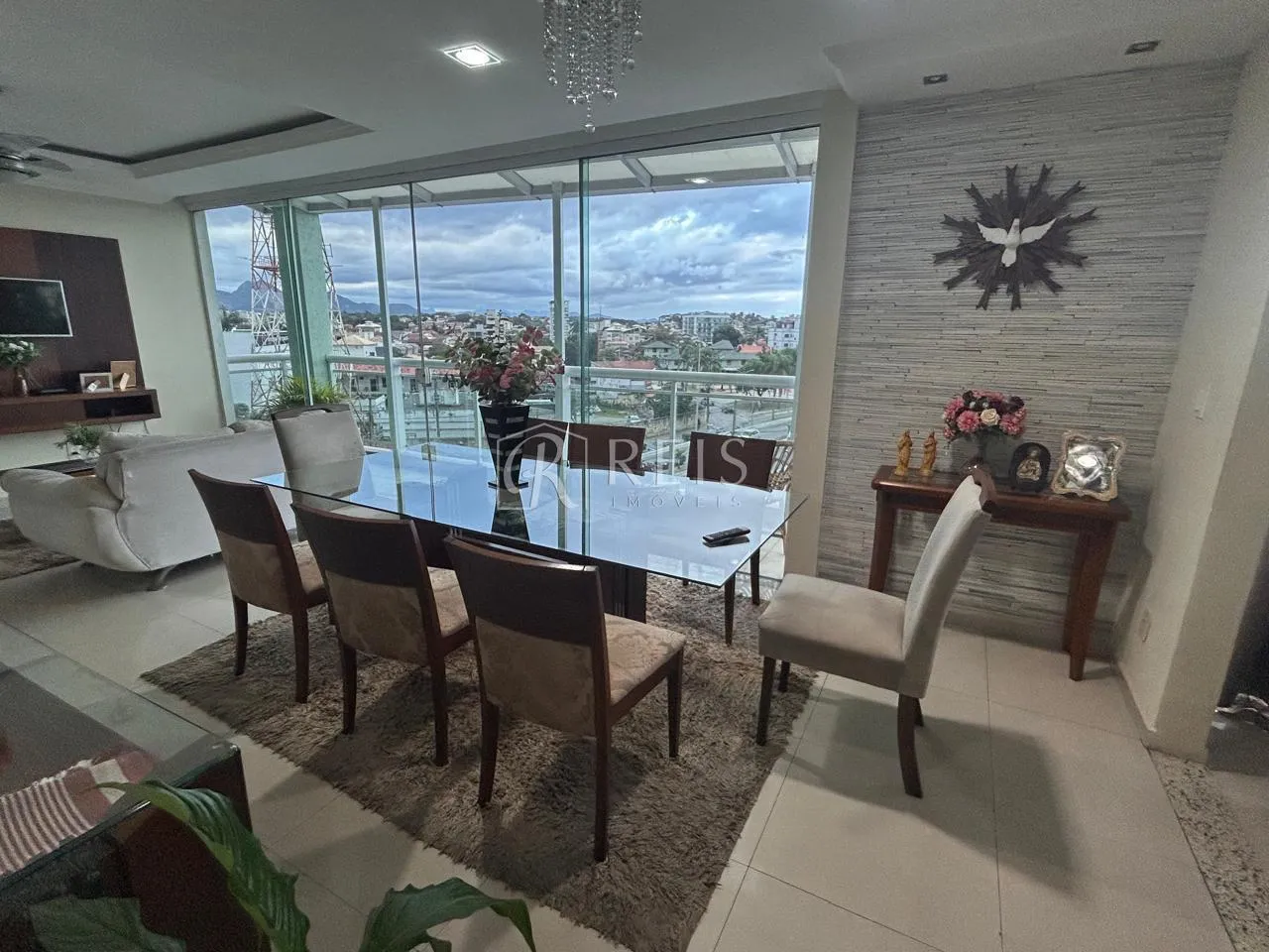 Imagem Apartamento para Venda em Rio das Ostras, Bosque da Praia, 3 dormitórios, 3 suítes, 5 banheiros, 2 vagas