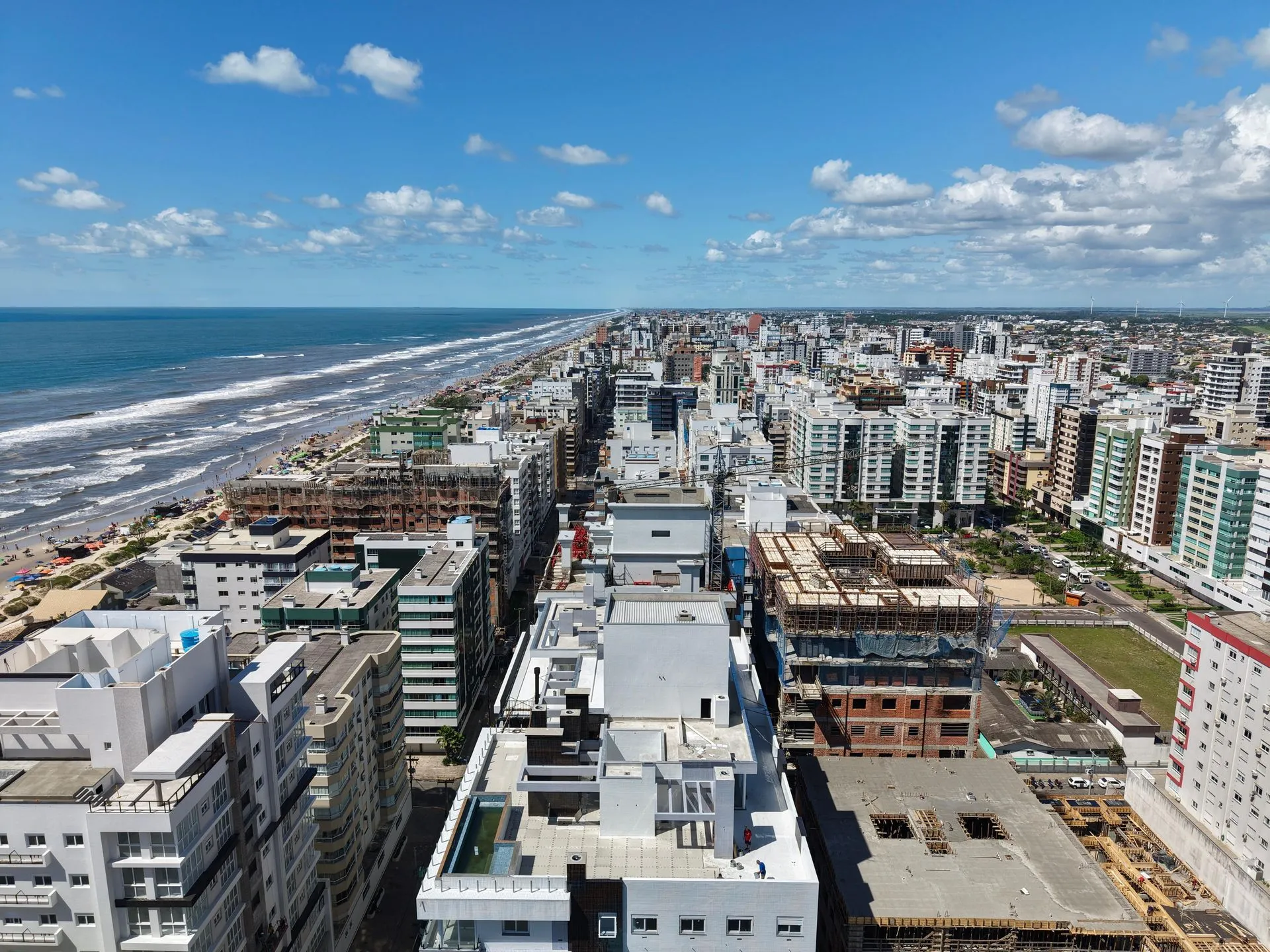 Imagem Apartamento à venda em Capão da Canoa, Zona Nova, com 1 quarto, 52,2m2