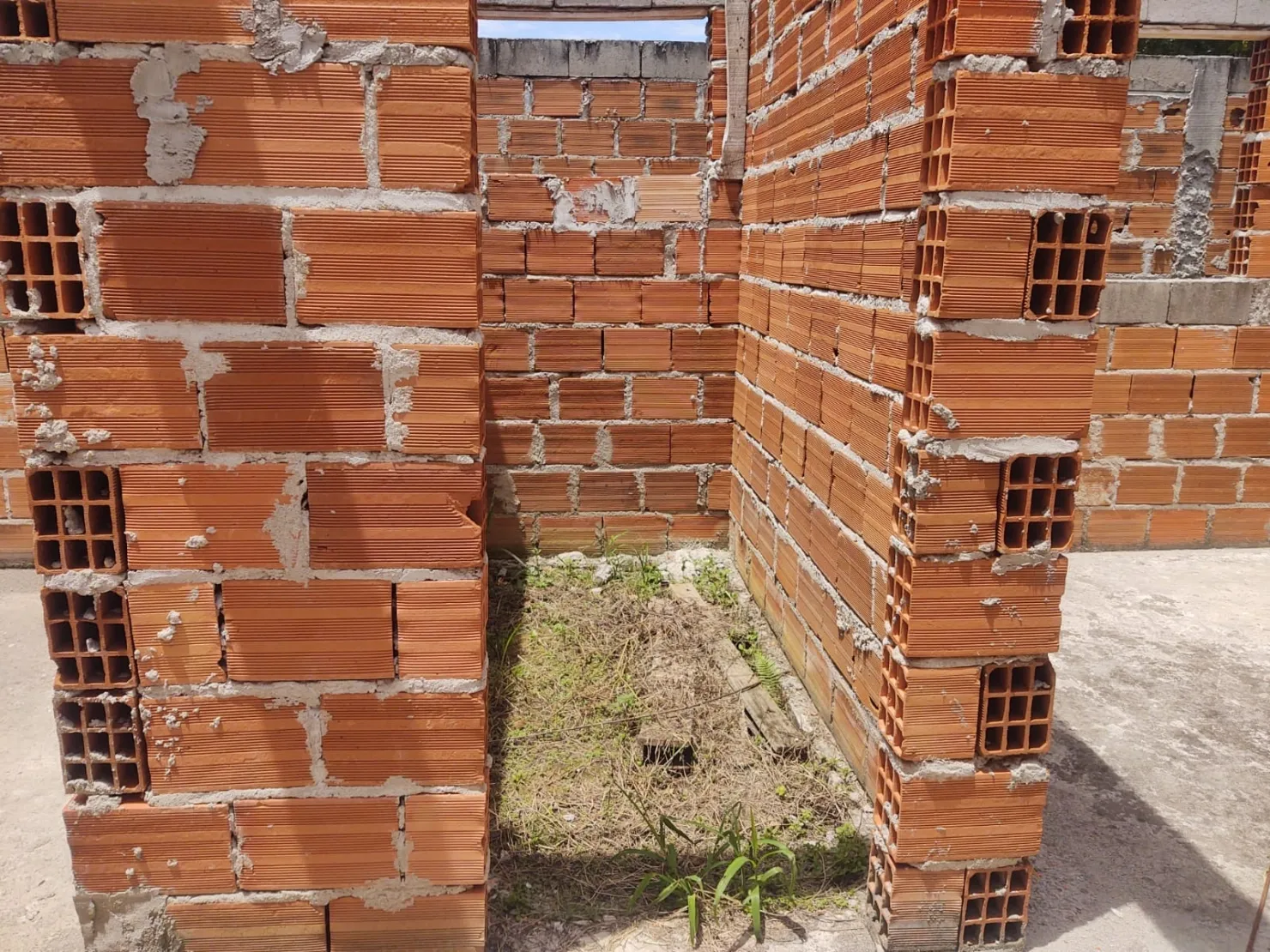 Imagem Terreno à venda 3 Quartos, 1 Suite, 4 Vagas, 720M², Jardim Residencial Doutor Lessa, Pindamonhangaba - SP