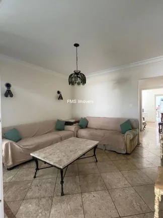 Imagem Imóvel de Luxo na Vila Mariana: Casa com 5 Quartos, 2 Suítes e 220m² em São Paulo-SP