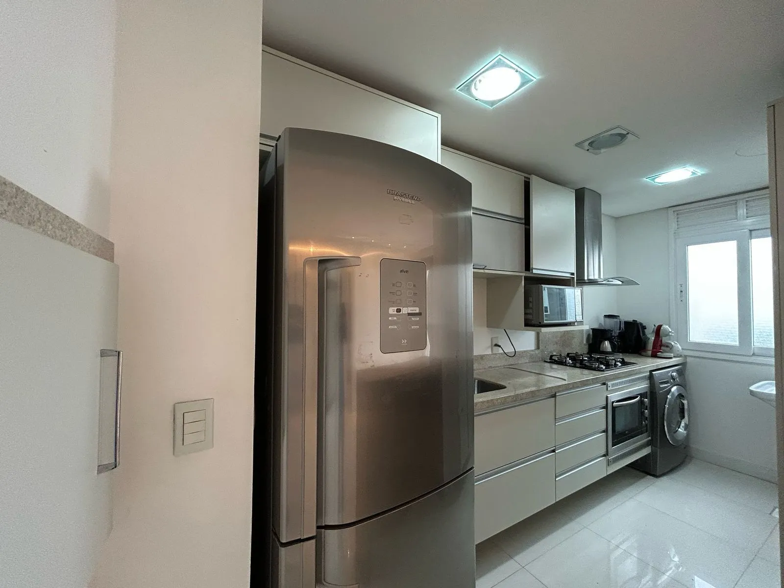 Imagem Lindo apartamento semi mobiliado, infra completa e a apenas 4 min do Iguatemi