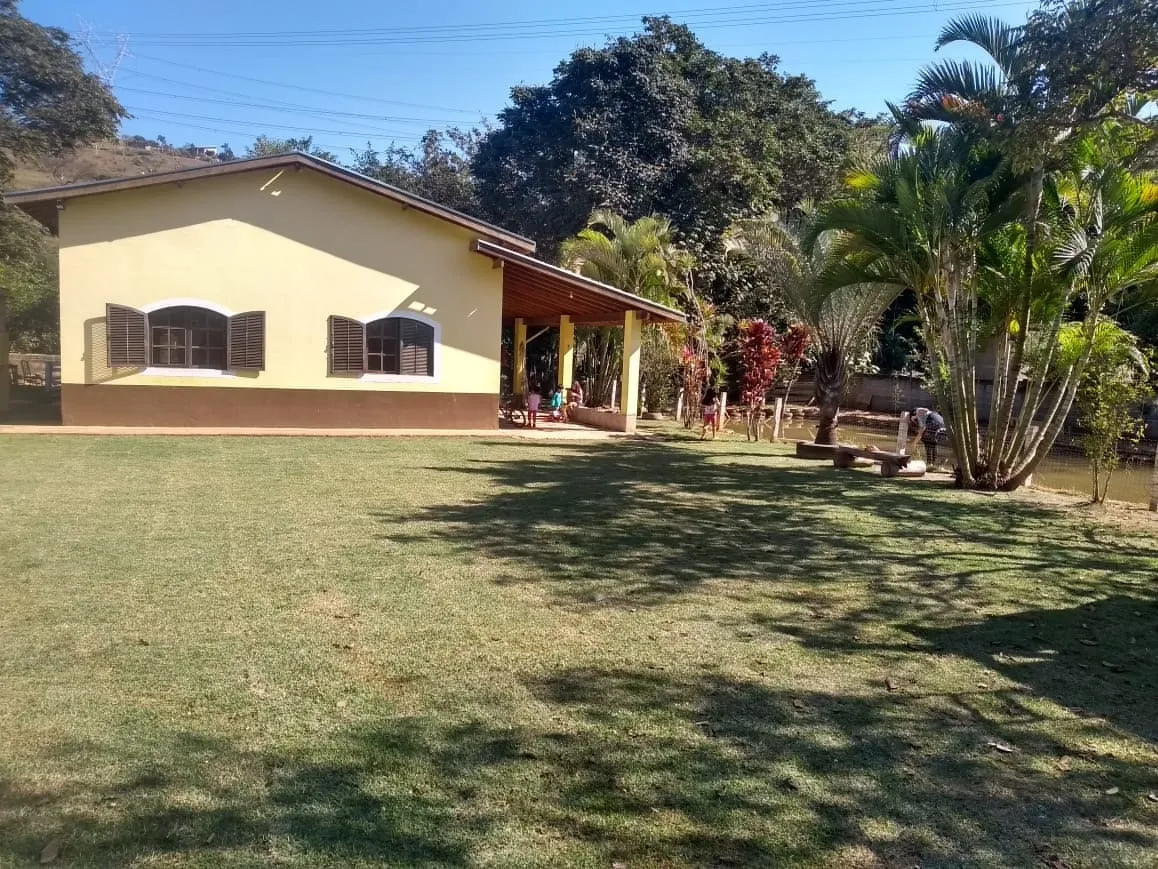 Imagem Chácara à venda 3 Quartos, 2 Suites, 3000M², Goiabal, Pindamonhangaba - SP