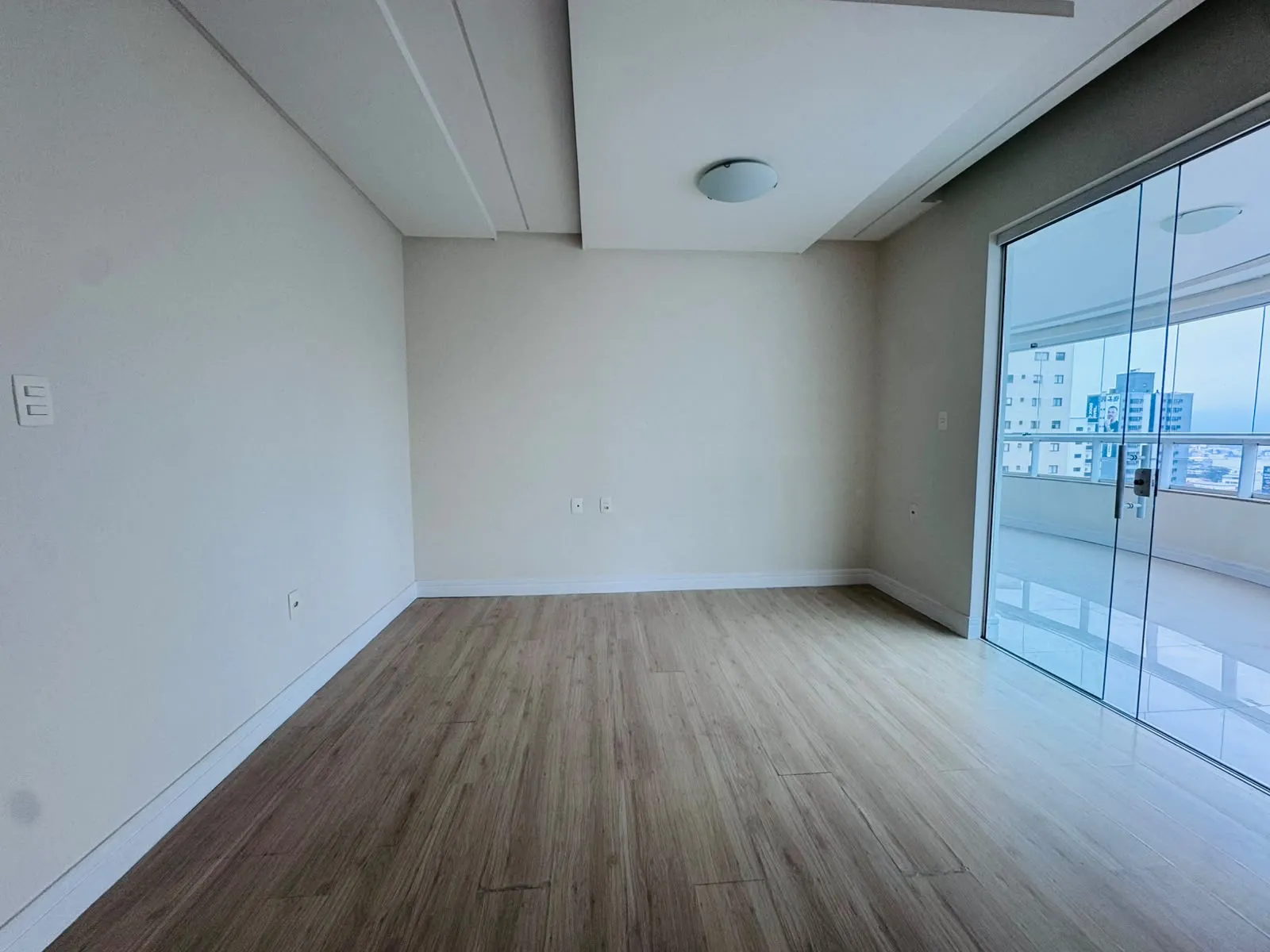 Imagem Apartamento com vista para o mar à venda com 122m2 por R$ 2.300.000,00