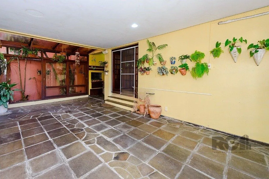 Imagem Casa em Condomínio à venda com 4 quartos 319 m² Rua Manoel Leao, Pedra Redonda, Porto Alegre