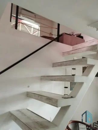 Imagem Barracão Comercial/Residencial, mais um sobrado com 110mts2, a venda em Campina Grande do Sul, PR