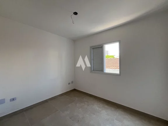 Imagem Casa alta á venda com o melhor valor de m² da região - 2 dormitórios com 2 suítes e garagem - Campo Grande, Santos/SP