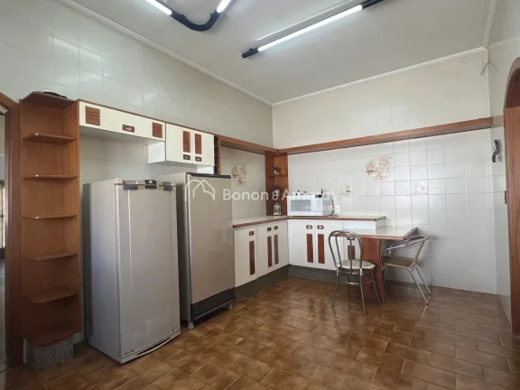 Imagem Casa à venda em Campinas, ideal para quem procura um imóvel amplo, com forte vocação tanto resid...