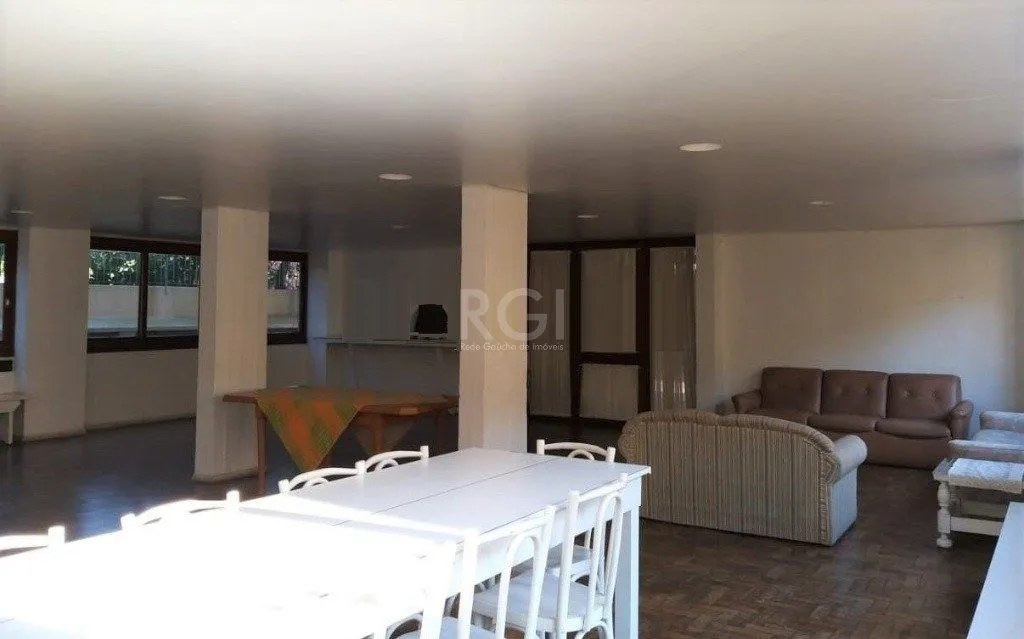 Imagem Apartamento para Venda - 58.89m², 2 dormitórios, 1 vaga - Farroupilha
