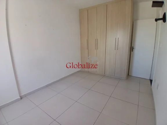 Imagem Apartamento 02 dormitórios dependência de empregada vaga de garagem elevador no Campo Grande - Santos R$ 585.000,00