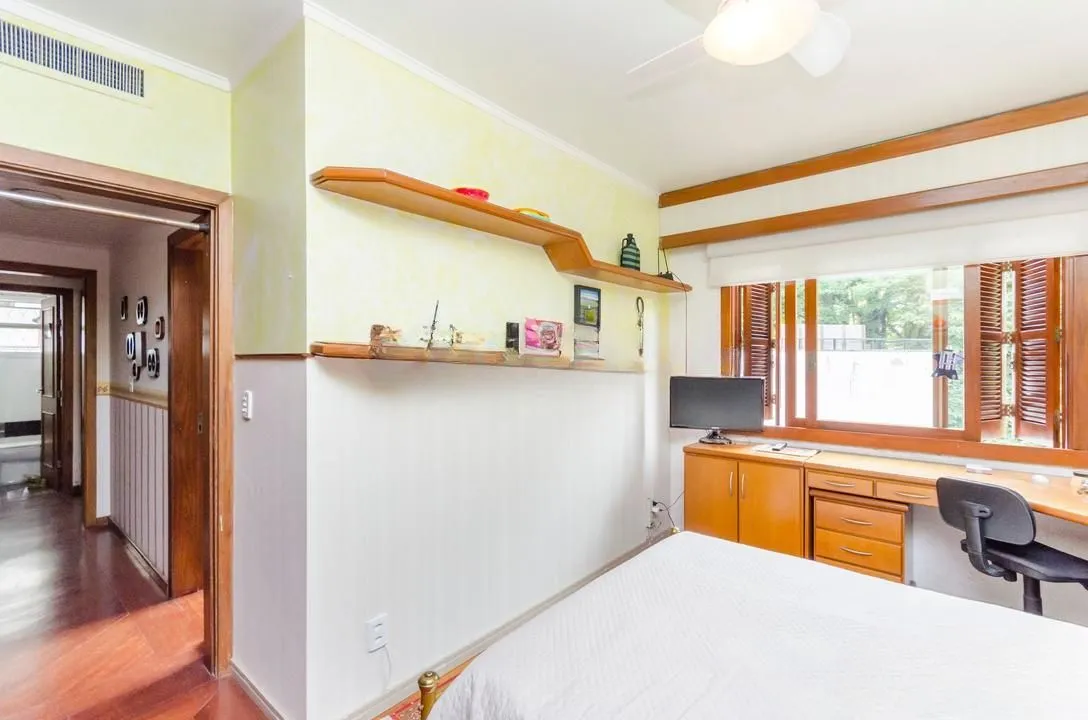 Imagem Apartamento 4 dorms à venda Rua Ciro Gavião, Bela Vista - Porto Alegre
