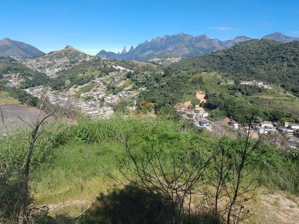 Imagem Terreno para Venda em Teresópolis / RJ no bairro Prata