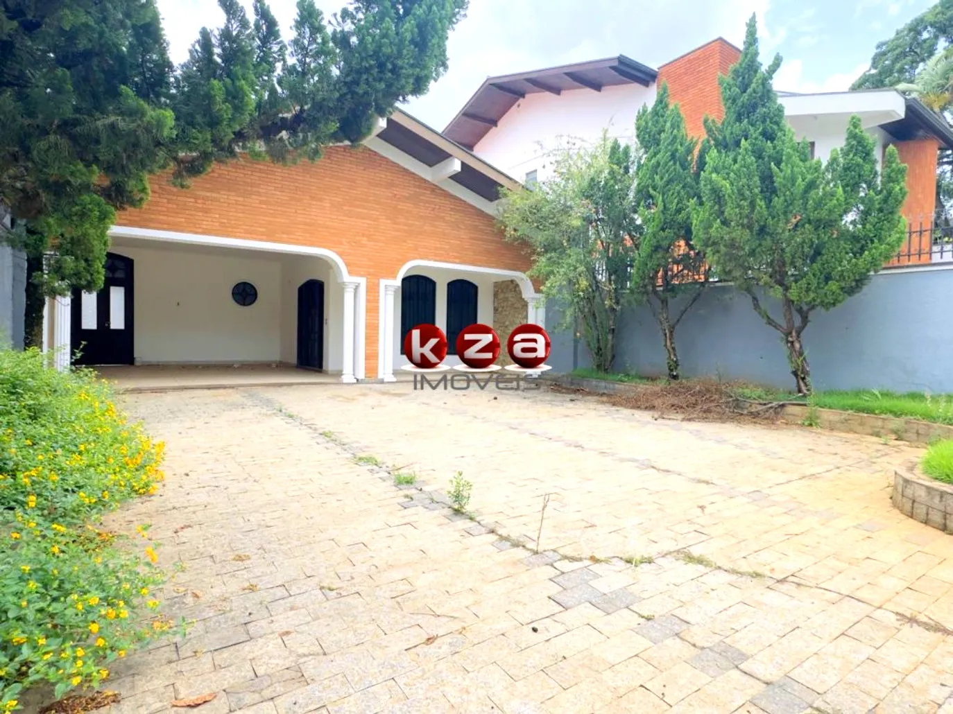 Foto do imóvel Casa Comercial térrea para Locação, Nova Valinhos, Valinhos-SP: 5 salas, 4 Banheiros, 6 Vagas, 393 m².