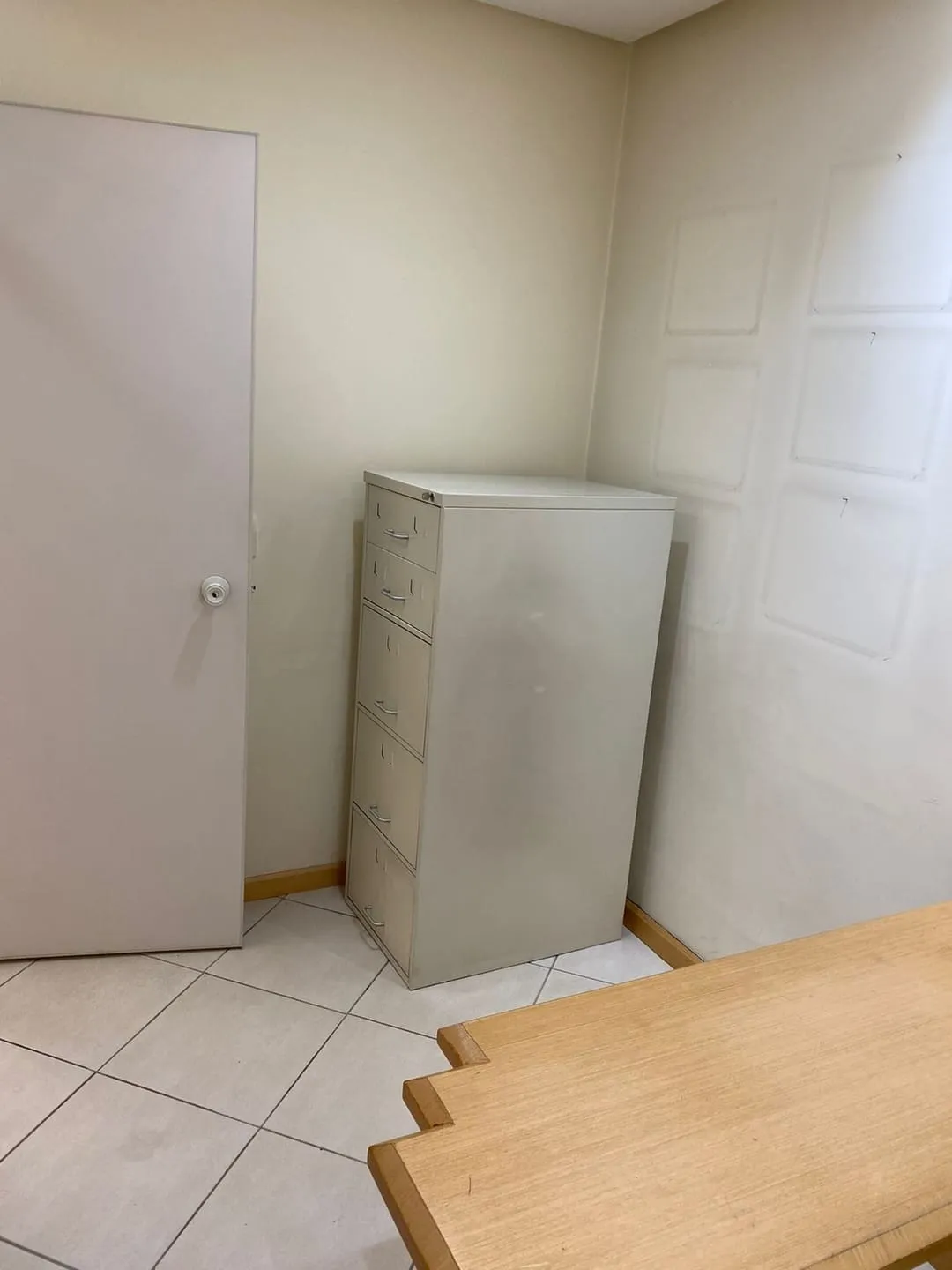 Imagem Comercial à venda 2 Quartos, 28M², Centro, Taubaté - SP | Edificio Thiers Mello Fortes