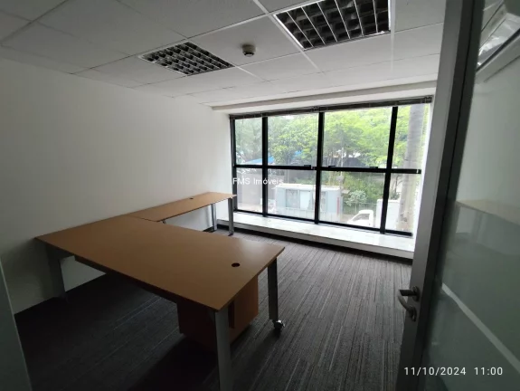 Imagem Conjunto comercial com 320m² próximo a Avenida Paulista.