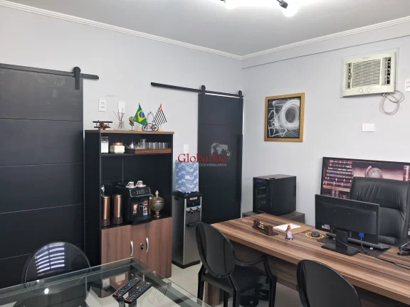 Imagem Escritório de Alto-Padrão mobiliado em Santos na Aparecida na avenida mais comercial do bairro à venda por R$ 375.000,00 ou locação R$ 4.000,00.