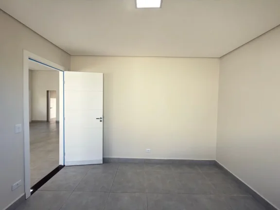 Imagem Casa Térrea Nova – 1 suíte + 1 quarto - Excelente Localização