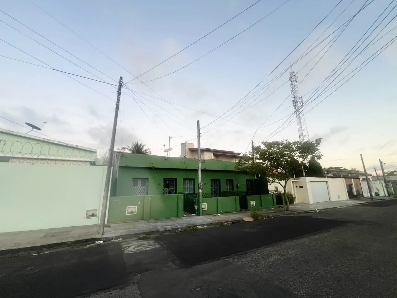 Foto do imóvel Terreno para Venda em Fortaleza, Presidente Kennedy em Rua Tenente Marques, 231 - Presidente Kennedy, Fortaleza - CE
