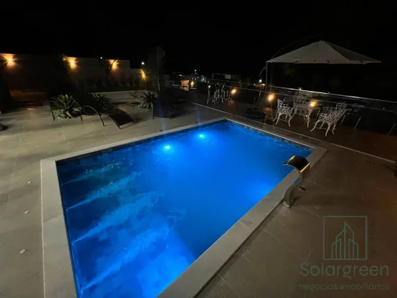 Imagem Casa de Condomínio com 600m² com 3 suites e Área gourmet