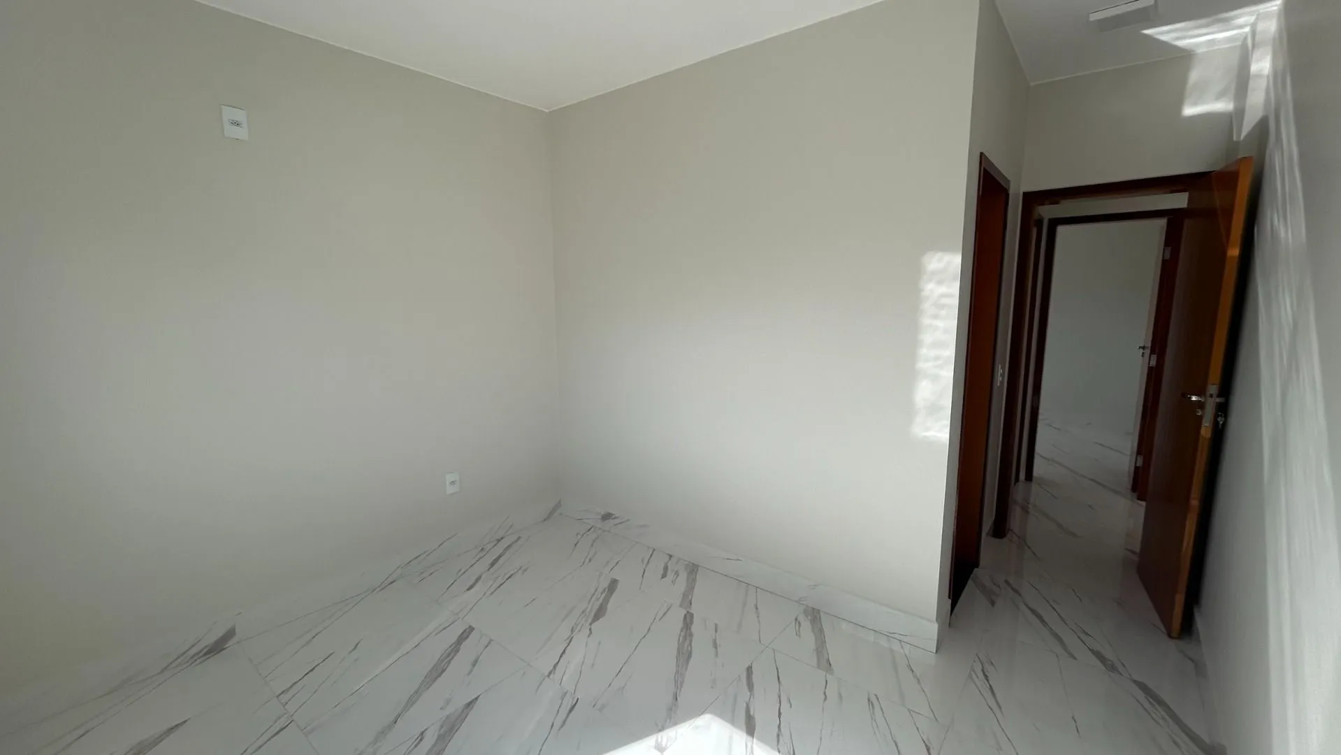Imagem Apartamento à venda, 64 m² por R$ 300.000,00 - Antônio Caixeta - Patos de Minas/MG