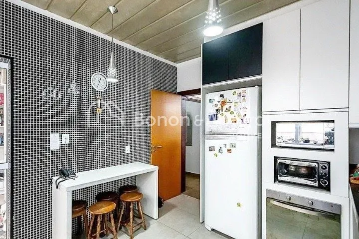 Imagem Casa para venda no condomínio Parque das Quaresmeiras - Campinas/SP