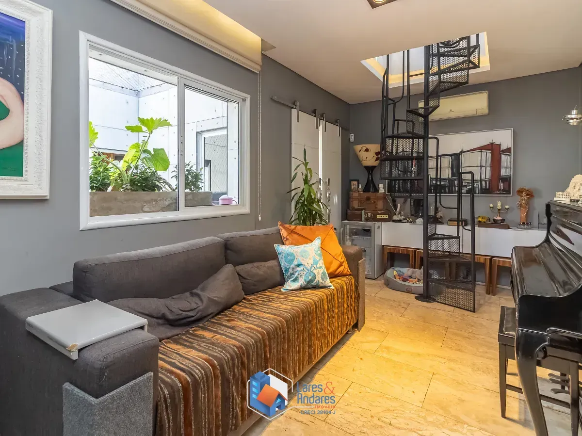 Imagem Casa de vila para venda em Vila Nova Conceição com 3 quartos, sendo 3 suítes, 200m²