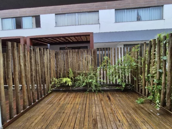 Imagem Village Imbassaí quarto e sala com varanda a 600metros da praia a venda