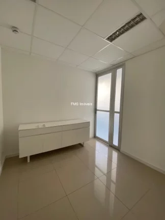 Imagem Sala Comercial para Locação em Cerqueira César, São Paulo-SP: 1 sala, 1 banheiro, 1 vaga de garagem, 40m² de área.