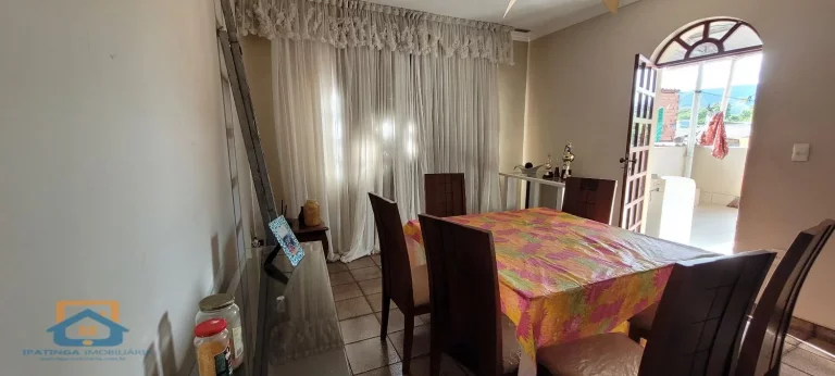 Imagem Casa de 3 quartos e 1 vaga de garagem no Cidade Nobre