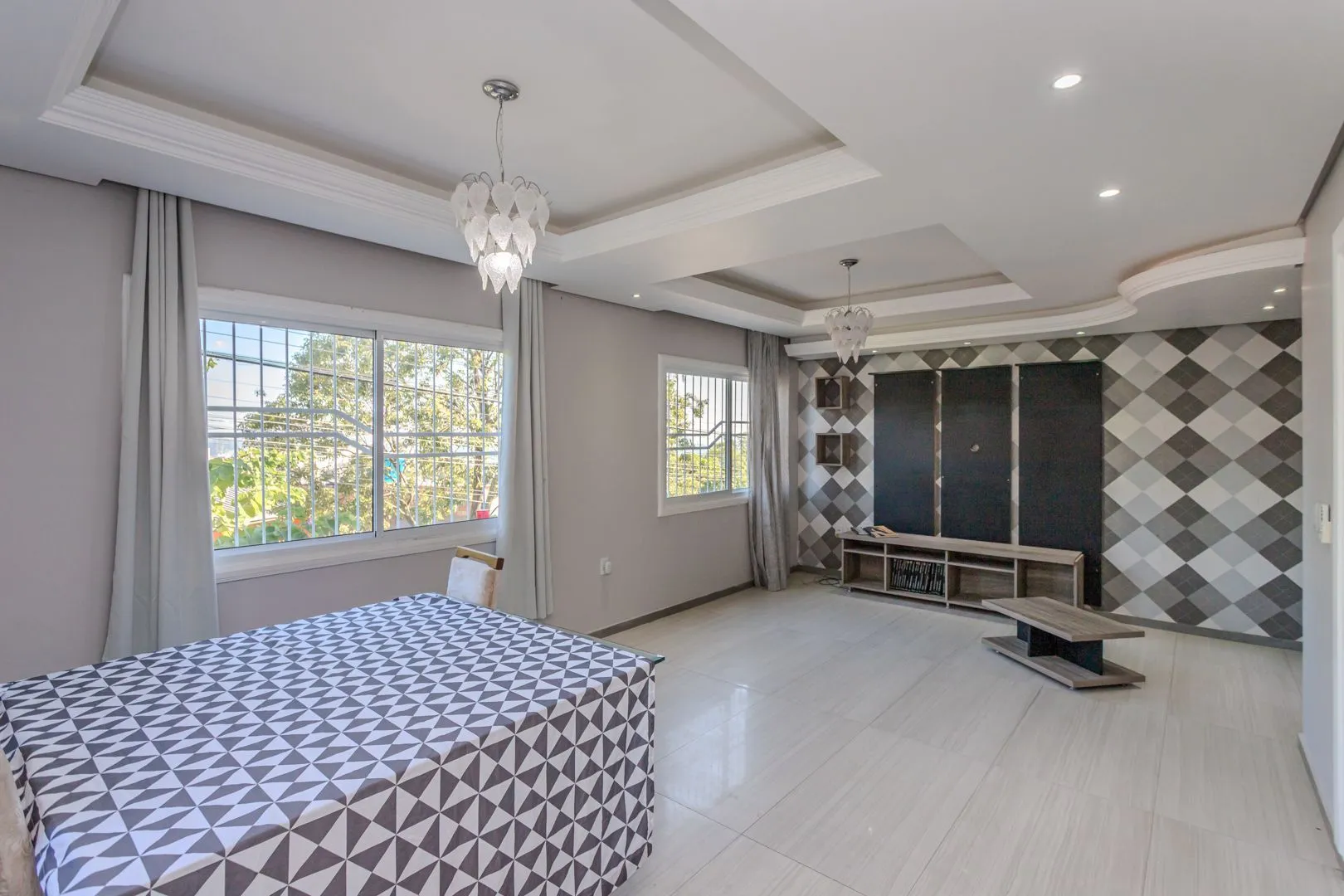 Imagem Casa sobrado no Morro Santana de 2 dormitórios e 2 vagas