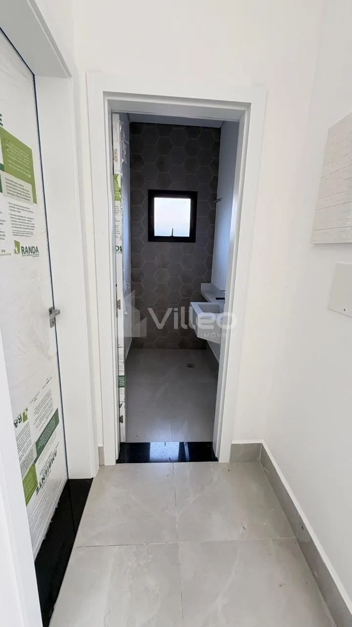 Imagem Apresentamos esta incrível residência de alto padrão, planejada para oferecer conforto, elegânci...