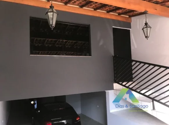 Foto do imóvel Santo André Sobrado 210M², 3 dormitórios 1 suíte, espaço gourmet, 8 vagas com ótima localização e valor !!!