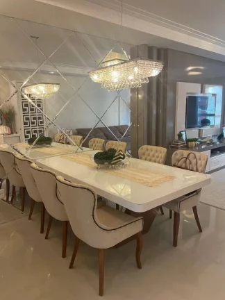 Imagem Apartamento com 3 dormitórios à venda, 138 m² por R$ 3.694.959,10 - Centro - Balneário Camboriú/SC