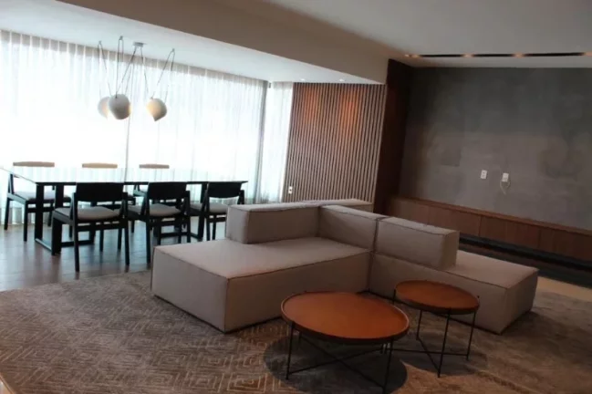 Imagem Apartamento decorado e mobiliado para Locação na Santa Monica com 3 suites